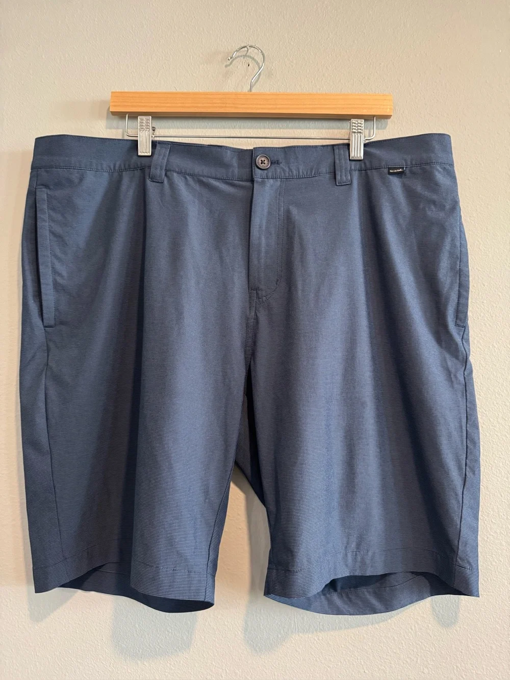 Travis Mathew Performance Carlsbad Golf Shorts Flat Front Chino 9.5” size 40